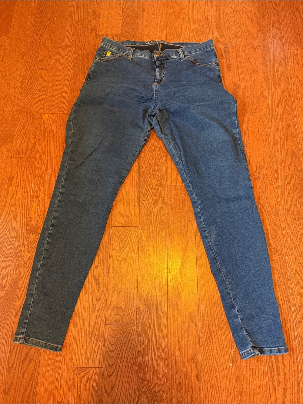 Stretch Skinny Jeans in Dark Blue Denim